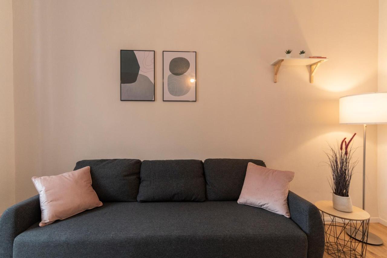 Peter - Premium I 95qm I 3 Schlafzimmer I Grosses Bad I Kueche I Wohnzimmer I Tv